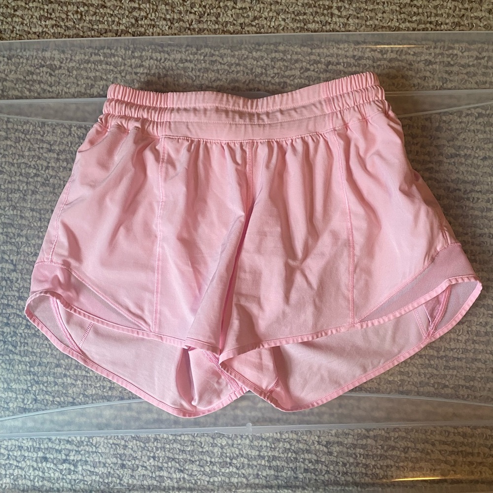 Lululemon Hotty hot short 3 or 4 inch